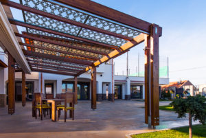 Elysium Decorative Screens Pergola Roof with Decorative Screen Design E020